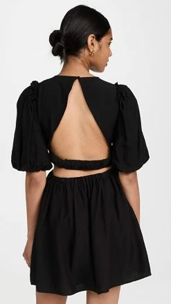 Jonathan Simkhai shop -Jonathan Simkhai shop mrive303551cd2d 1663356721645 2 0. UX540 . QL90